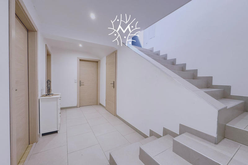 Appartement - 89 m² - 3 pièces