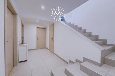 Appartement - 89 m² - 3 pièces