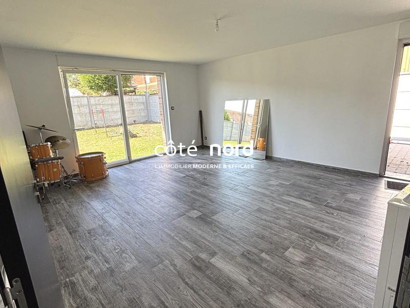 Maison - 208 m² - 7 pièces