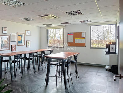 Bureau - 400 m²