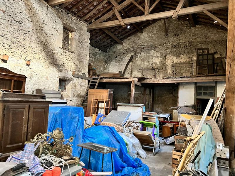 Appartement - 124 m² - 1 pièce