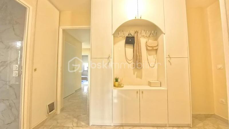 Appartement - 89 m² - 5 pièces