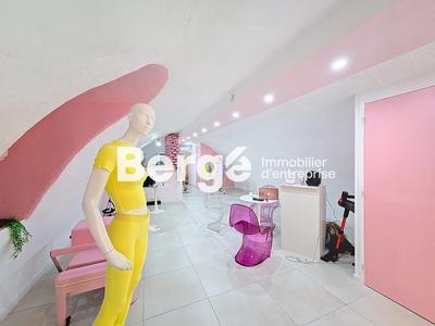 Local commercial - 135 m²