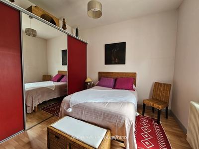 Maison - 229 m² - 9 pièces