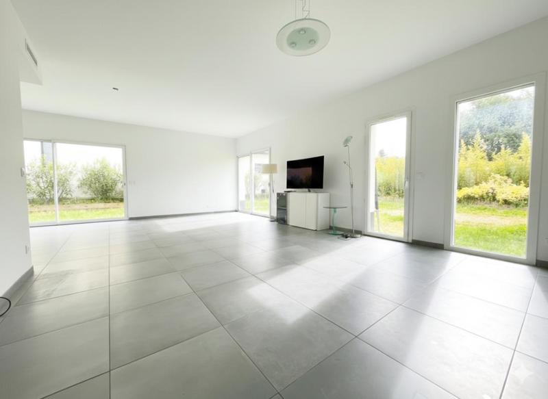 Appartement - 151 m² - 5 pièces