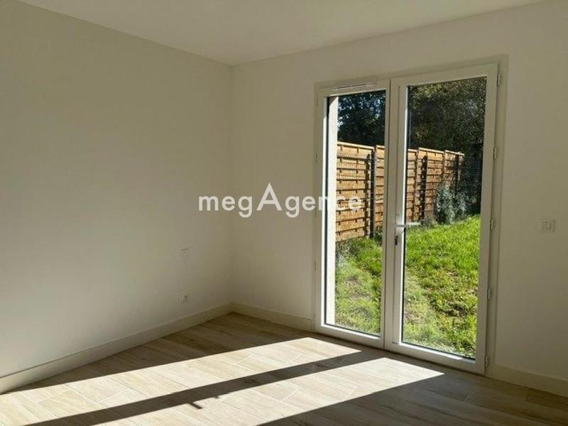 Maison traditionnelle - 122 m² - 4 pièces