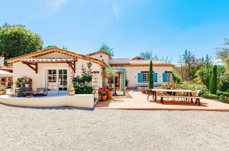 Villa - 260 m² - 8 pièces