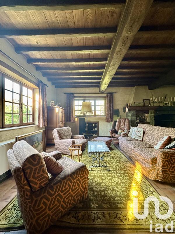 Maison - 179 m² - 8 pièces