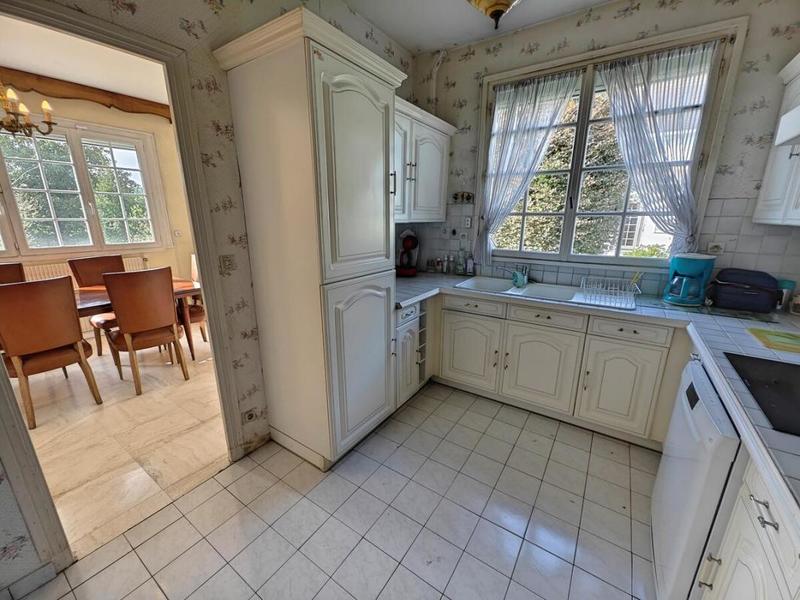 Maison - 168 m² - 6 pièces