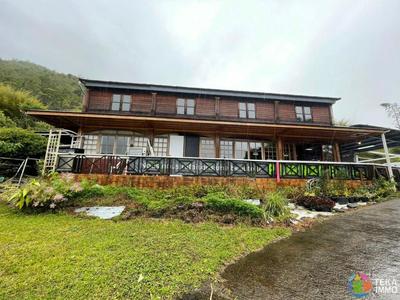 Local commercial - 316 m² - 2 pièces