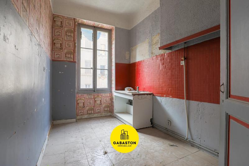 Appartement - 105 m² - 5 pièces