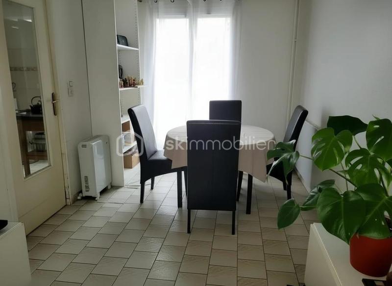 Maison - 77 m² - 4 pièces