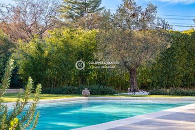 Villa - 283 m² - 7 pièces