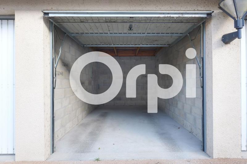 Studio - 36 m² - 1 pièce