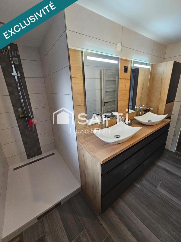 Maison - 215 m² - 7 pièces