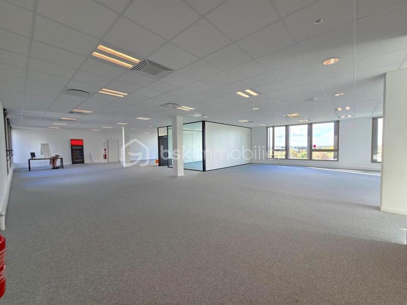 Bureau - 362 m² - 3 pièces