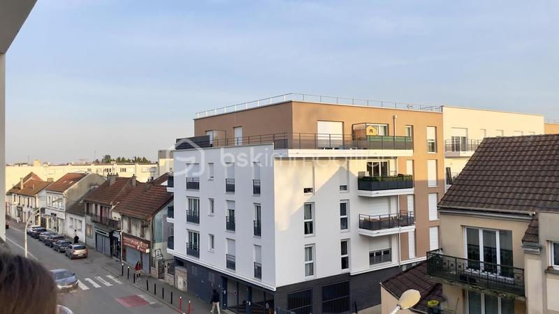 Appartement - 85 m² - 4 pièces