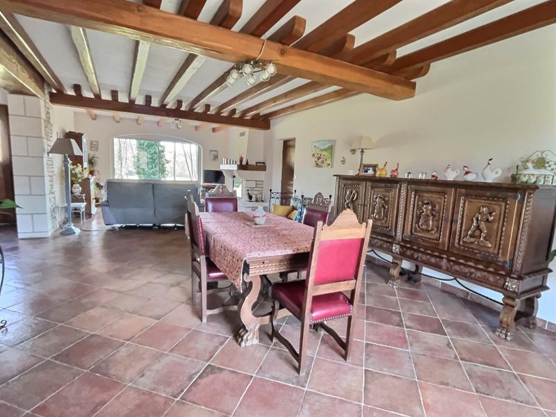 Maison - 252 m² - 7 pièces