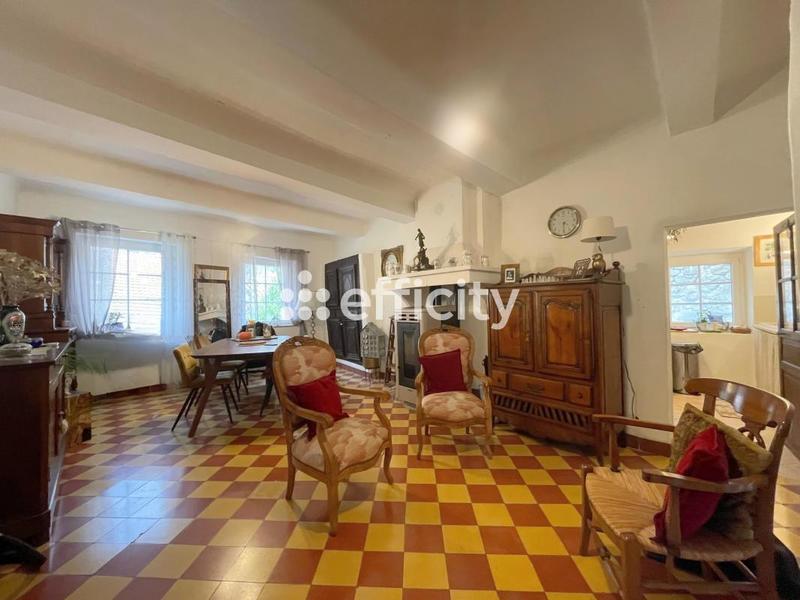 Maison - 136 m² - 5 pièces