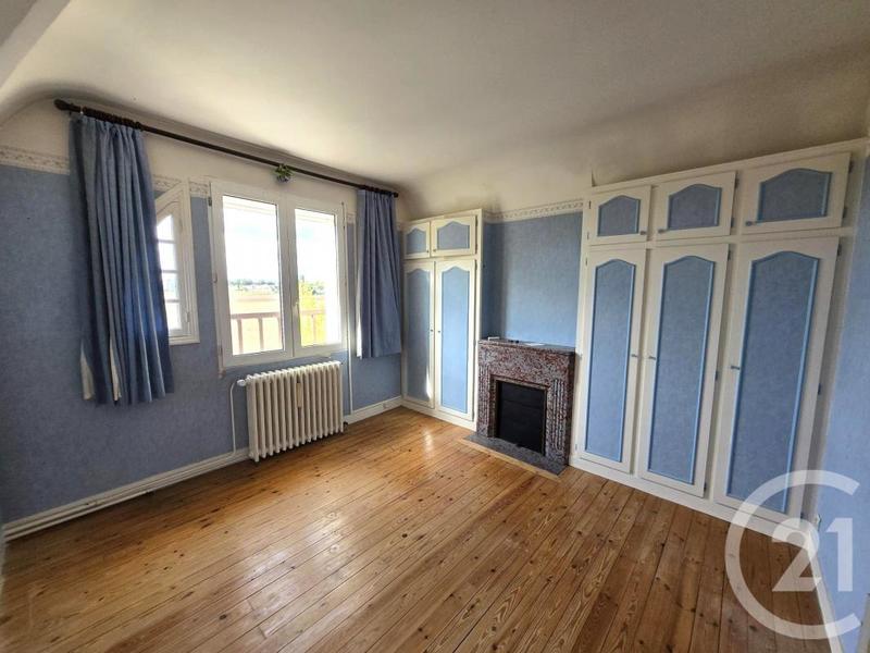 Maison - 98 m² - 5 pièces