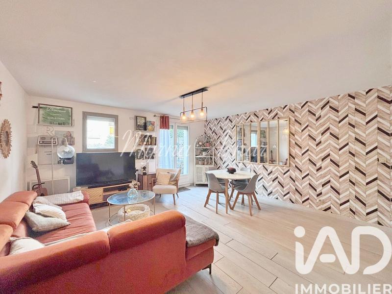 Maison - 77 m² - 4 pièces