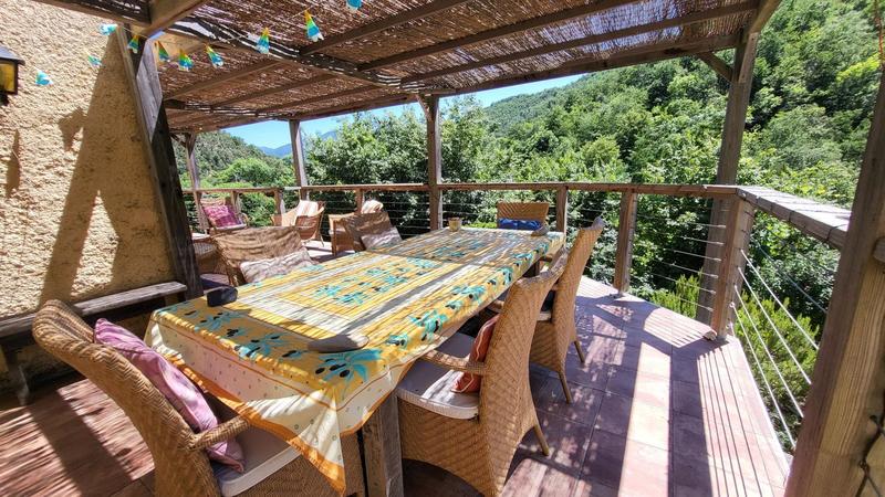 Maison - 360 m² - 11 pièces