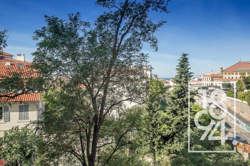 Appartement - 111 m² - 4 pièces