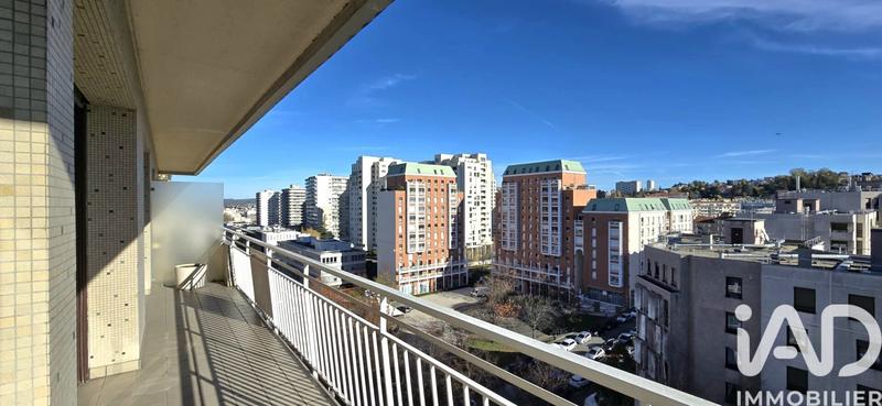 Appartement - 107 m² - 5 pièces