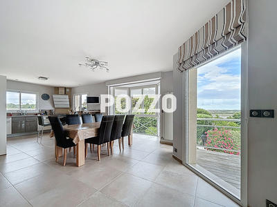 Maison - 192 m² - 8 pièces