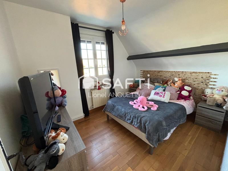 Maison - 102 m² - 4 pièces