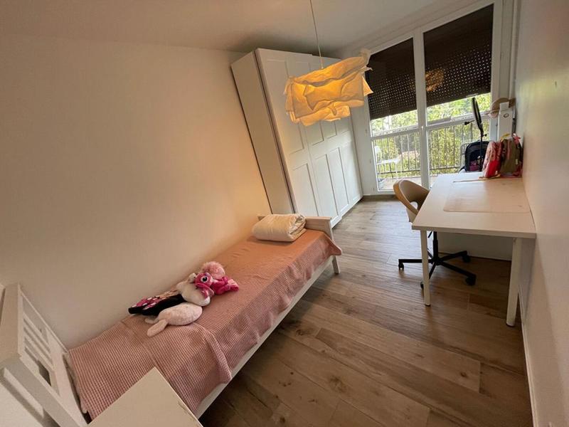 Appartement - 80 m² - 5 pièces