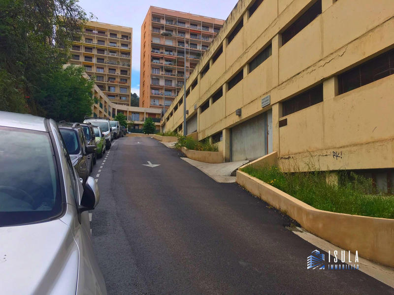 Parking / Garage - 16 m²