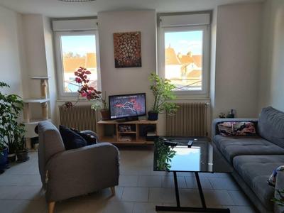Appartement - 77 m² - 3 pièces