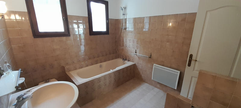 Maison - 143 m² - 6 pièces