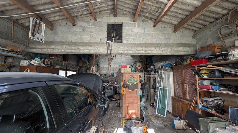 Maison - 280 m² - 10 pièces