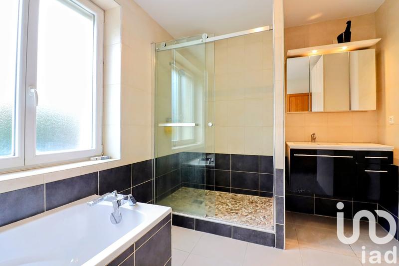 Maison de ville - 163 m² - 7 pièces