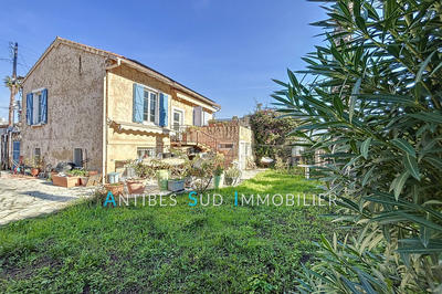 Villa - 140 m² - 7 pièces