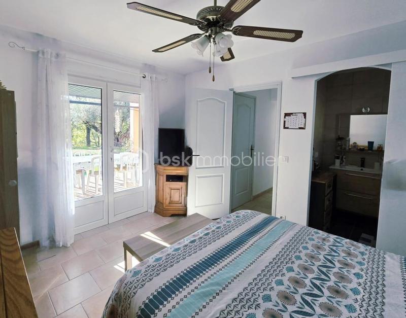 Maison jumelée - 92 m² - 4 pièces