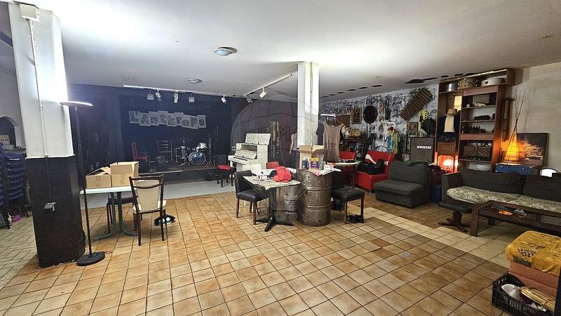 Immeuble - 400 m² - 7 pièces