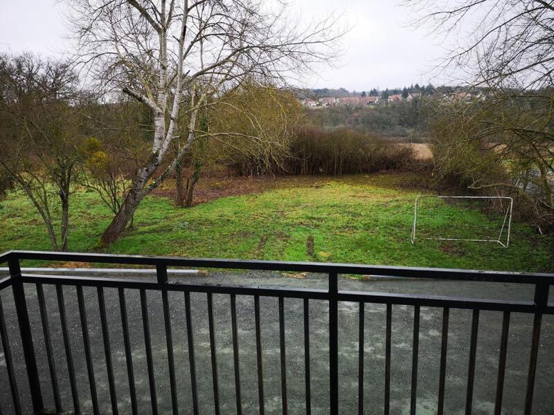 Maison traditionnelle - 186 m² - 9 pièces