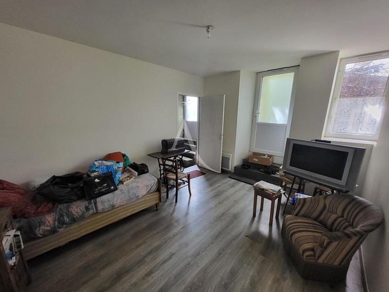 Maison - 424 m² - 10 pièces