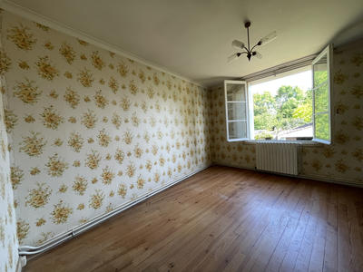 Maison - 104 m² - 5 pièces