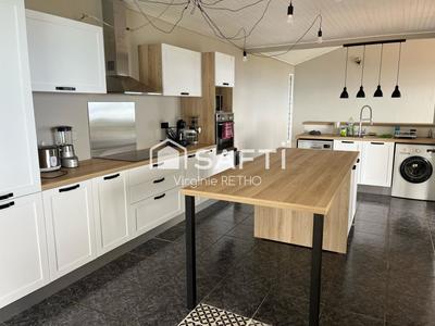 Villa - 231 m² - 5 pièces