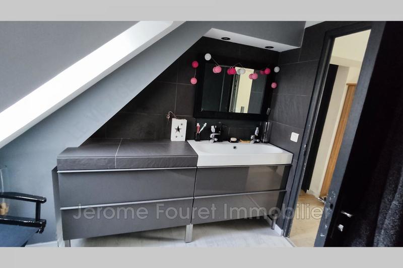 Maison en pierre - 256 m² - 7 pièces