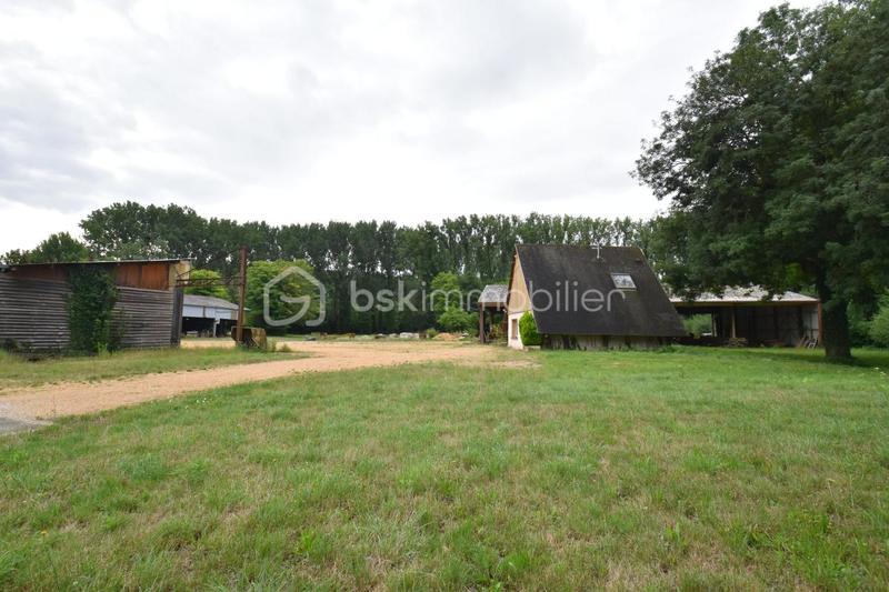 Local d'activité / Entrepôt - 2 600 m² - 10 pièces