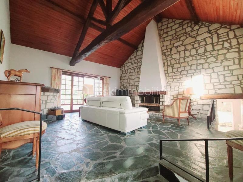 Corps de ferme - 139 m² - 5 pièces