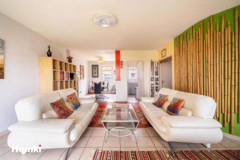 Maison - 96 m² - 4 pièces