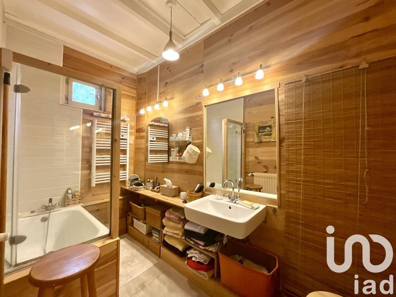 Appartement - 102 m² - 4 pièces