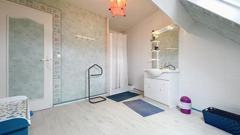 Maison - 175 m² - 7 pièces