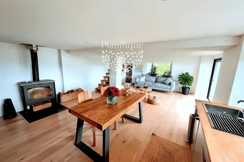 Maison - 193 m² - 6 pièces